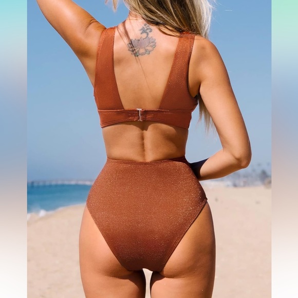 Cupshe Cutout Swimsuit - Picture 2 of 4